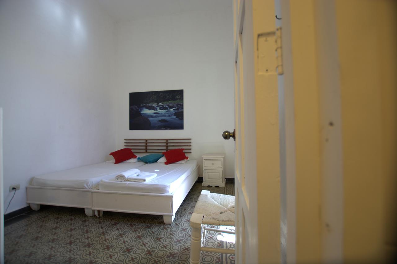 La Puerta Roja Guest House Santo Domingo Dış mekan fotoğraf